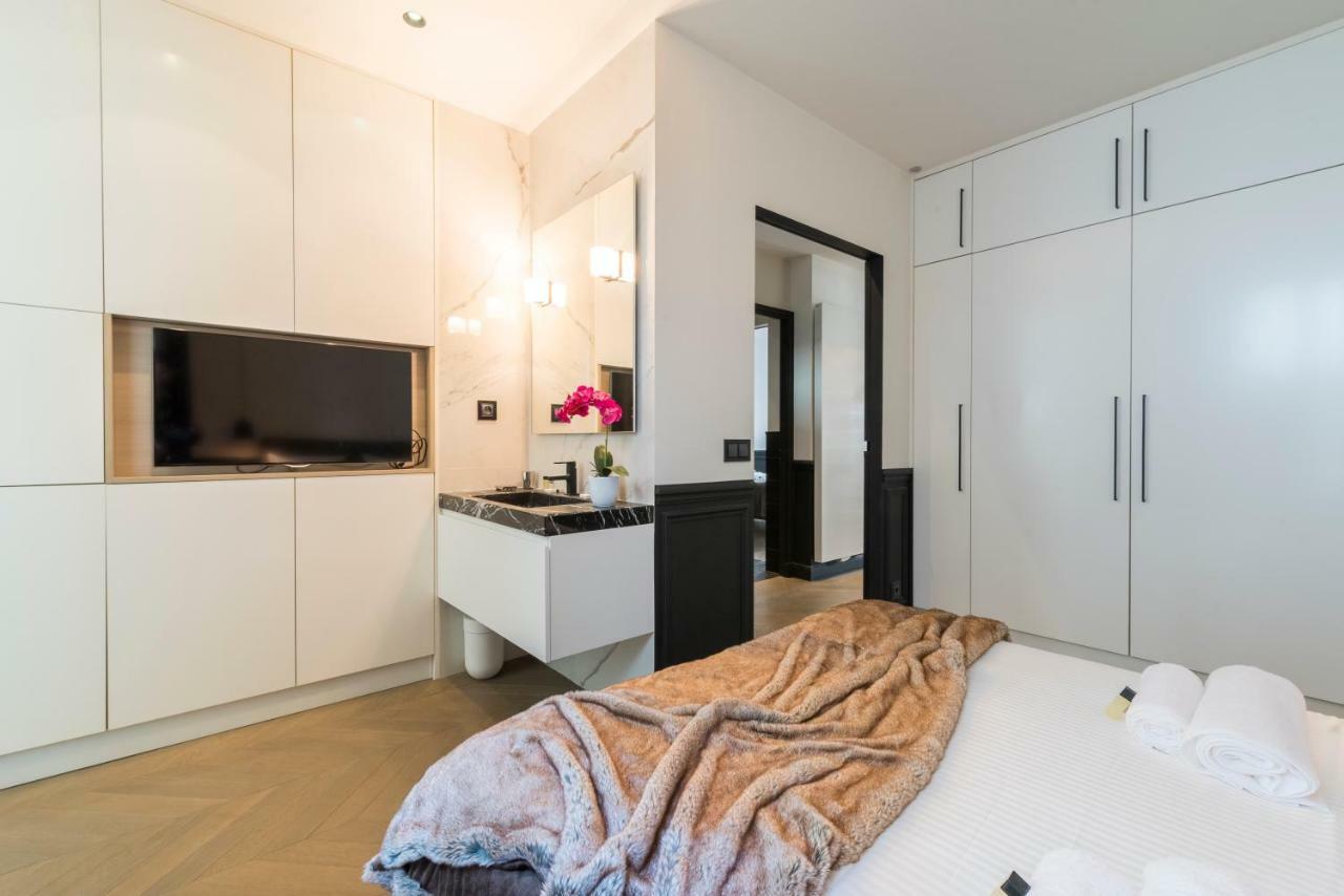 Luxury In Saint-germain Apartment Paris
